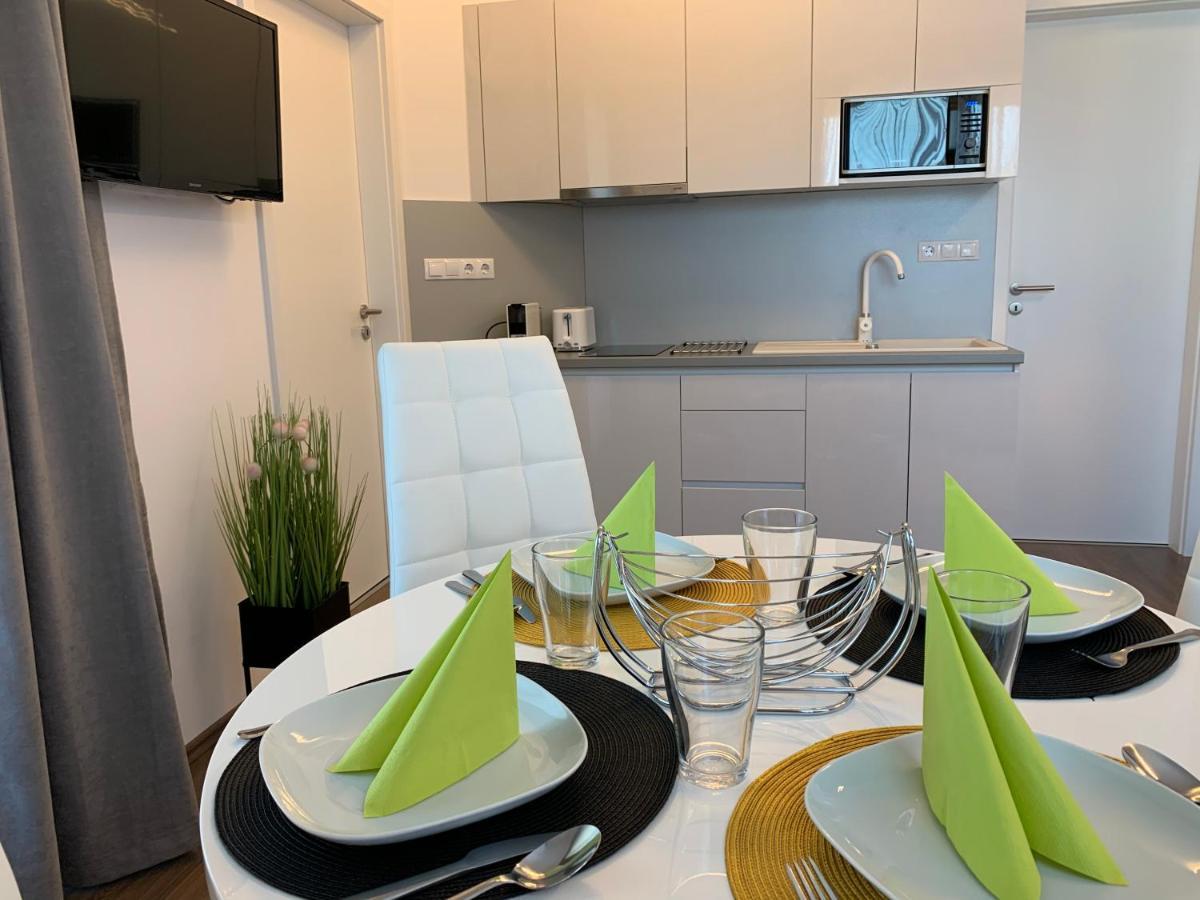 Naplemente Apartman Balatonfured Exterior photo