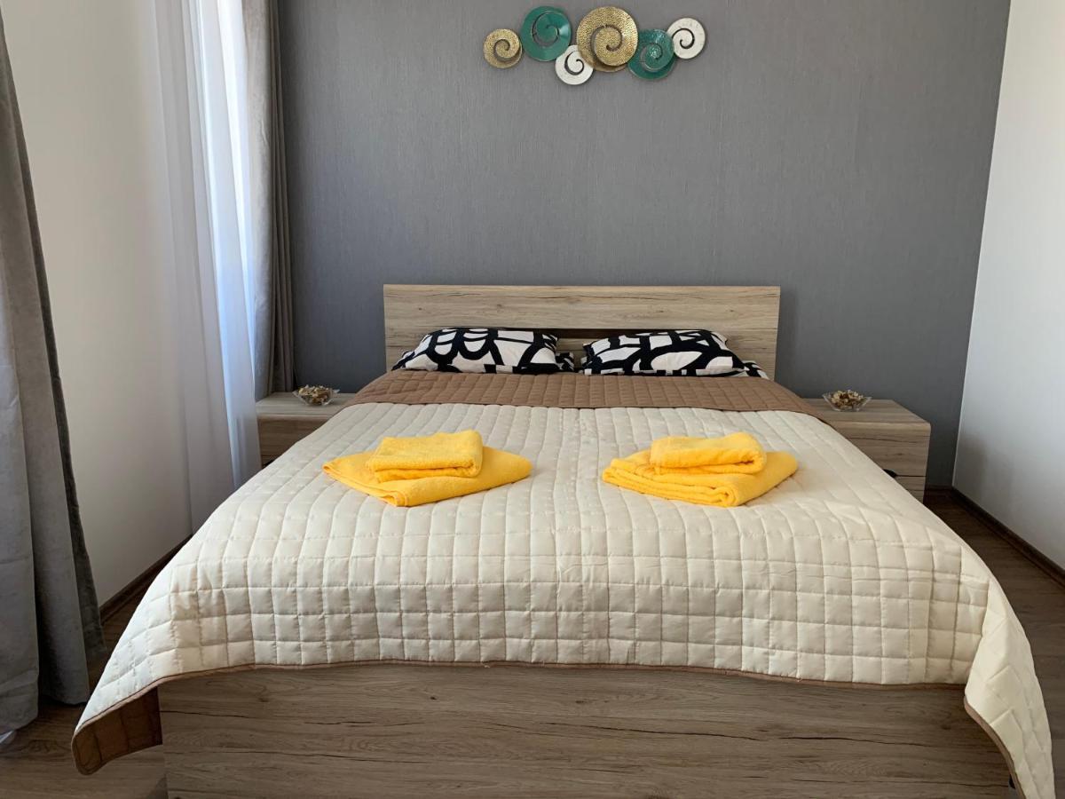 Naplemente Apartman Balatonfured Exterior photo